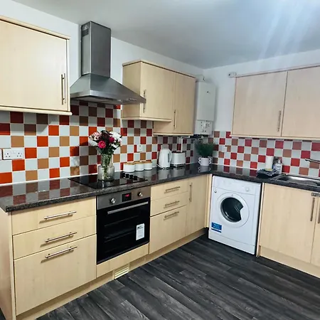 Apartment Curwen - 2 Bedrooms - Sleeps 6 *