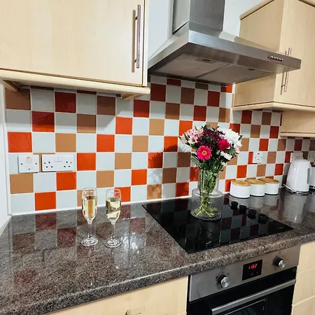 Curwen - 2 Bedrooms - Sleeps 6 Daire *