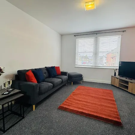 Curwen - 2 Bedrooms - Sleeps 6 Workington