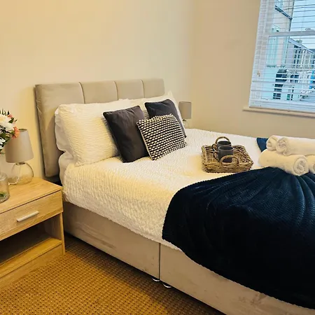 Curwen - 2 Bedrooms - Sleeps 6 Daire *