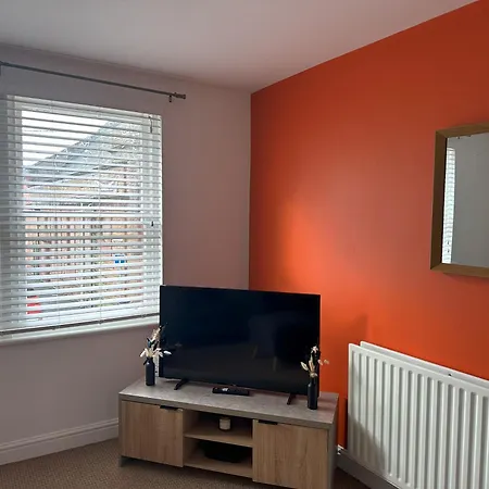 Curwen - 2 Bedrooms - Sleeps 6 * וורקינגטון